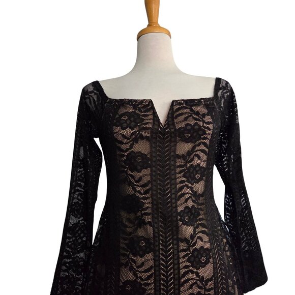 Guess Off Shoulder Floral Lace Bodycon Mini Dress Women's Size L Black - Picture 3 of 10